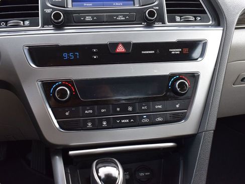 Used 2015 Hyundai Sonata Limited image 33