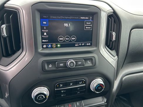 Used 2024 GMC Sierra 2500 Pro w/ Convenience Package image 8