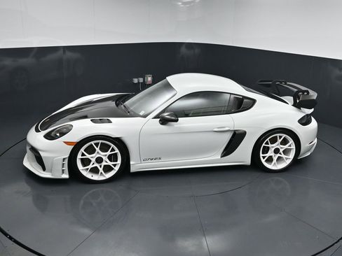 Certified 2024 Porsche 718 Cayman GT4 RS RWD image 13