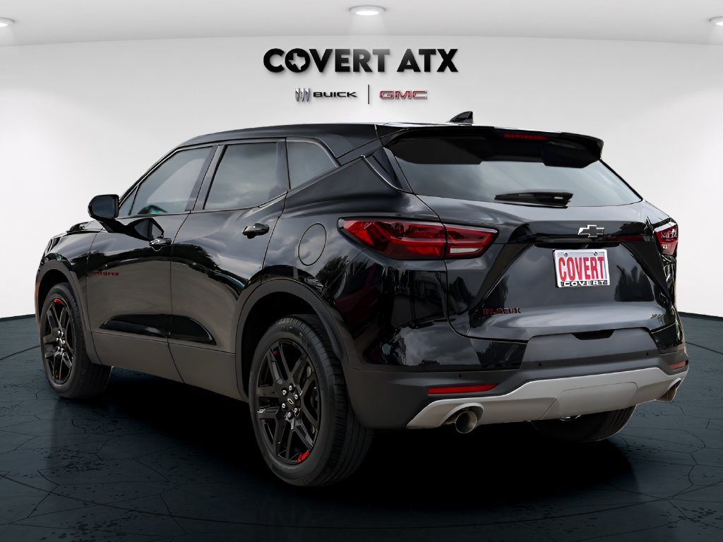 Used 2024 Chevrolet Blazer LT w/ Redline Edition FWD image 5