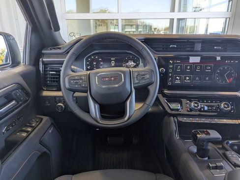 New 2026 GMC Sierra 1500 AT4 w/ Technology Package image 3