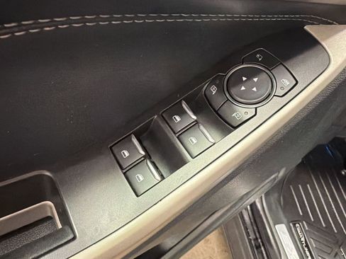 Used 2020 Ford Explorer Limited RWD image 20