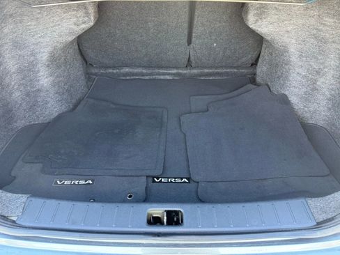 Used 2016 Nissan Versa SV image 20