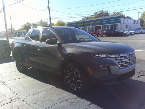 Used 2022 Hyundai Santa Cruz SEL Premium image 14