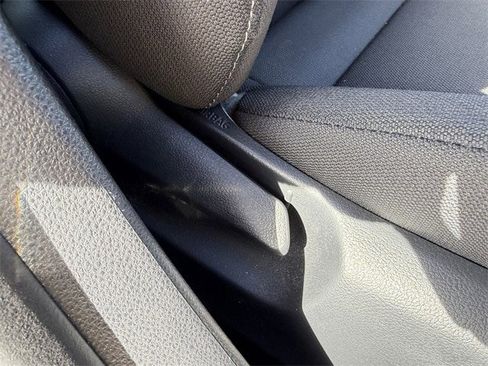 Certified 2025 Toyota Corolla LE image 27