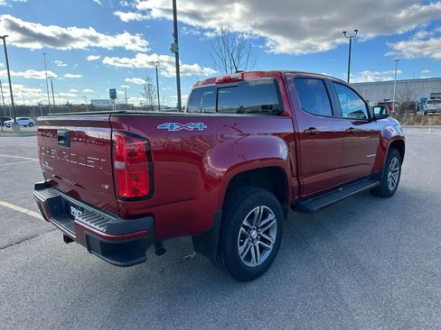Used 2022 Chevrolet Colorado LT w/ LT Convenience Package image 6