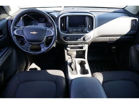 Used 2020 Chevrolet Colorado LT w/ Safety Package image 23