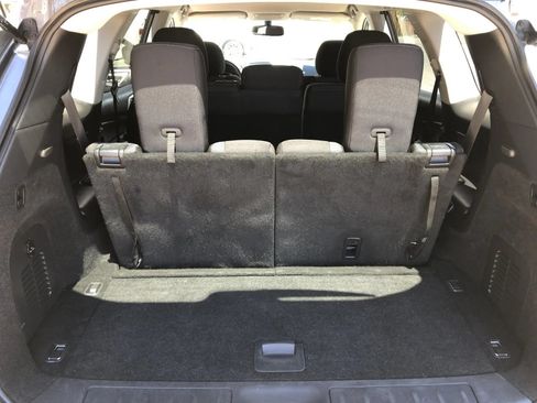 Used 2019 Nissan Pathfinder SV AWD/4WD image 38
