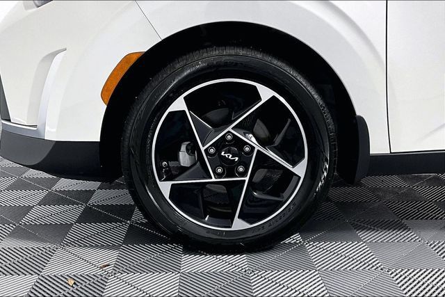 Used 2025 Kia Soul EX FWD image 9