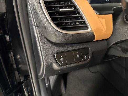 Certified 2024 Kia Seltos EX AWD/4WD image 18