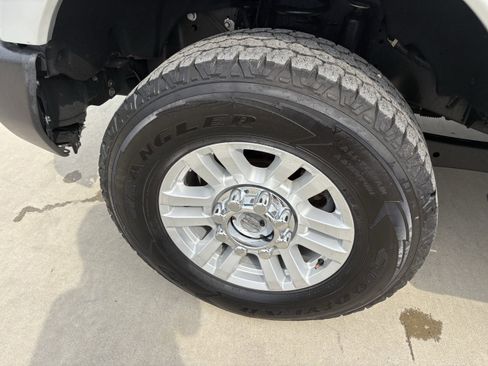 Used 2019 Ford F250 XLT image 11