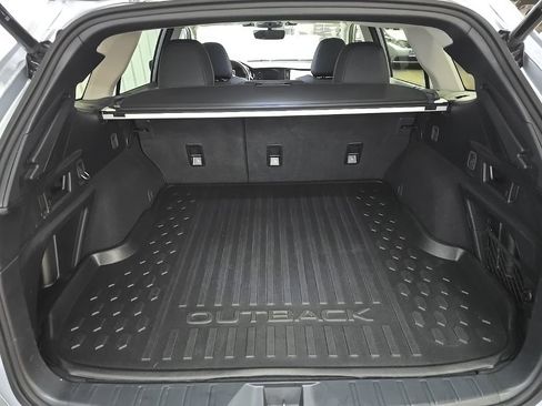 Used 2023 Subaru Outback Onyx Edition image 12