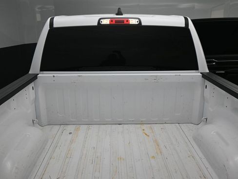 Used 2024 RAM 1500 Laramie AWD/4WD image 8