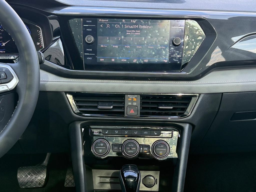 Certified 2023 Volkswagen Taos SEL AWD/4WD image 12