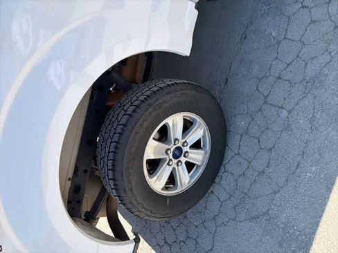 Used 2015 Ford F150 XLT w/ Equipment Group 301A Mid image 8