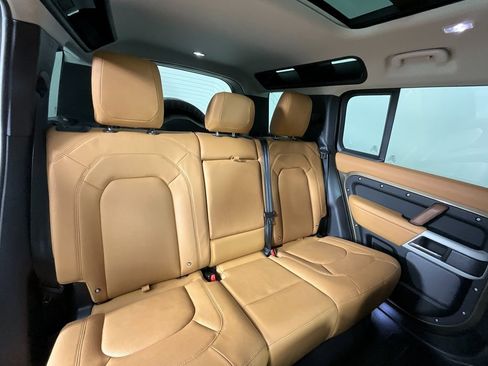 Certified 2024 Land Rover Defender 110 S image 23