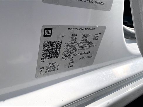 Used 2024 Chevrolet Silverado 1500 Custom w/ LPO, Dark Essentials Package image 17