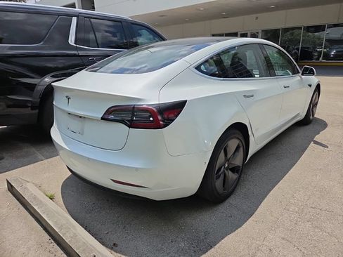 Used 2018 Tesla Model 3 Mid Range RWD image 6