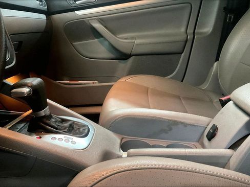 Used 2007 Volkswagen Jetta Wolfsburg Edition image 18