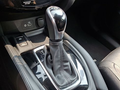 Certified 2020 Nissan Rogue SL AWD/4WD image 14
