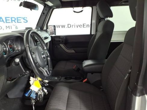 Used 2012 Jeep Wrangler Sport AWD/4WD image 12