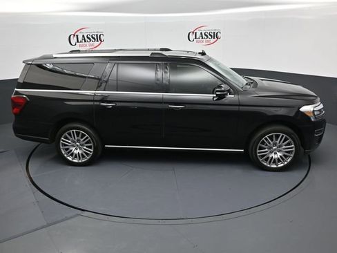 Used 2022 Ford Expedition Max Limited image 21