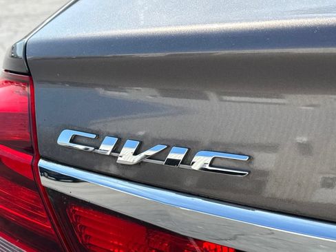 Used 2014 Honda Civic EX image 10