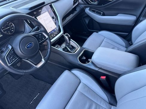 Used 2023 Subaru Outback Limited image 11