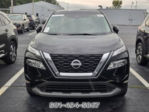 Certified 2023 Nissan Rogue SV FWD image 6