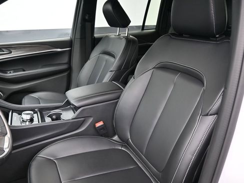 New 2026 Jeep Grand Cherokee Limited image 19