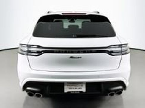 Certified 2026 Porsche Macan AWD/4WD image 6