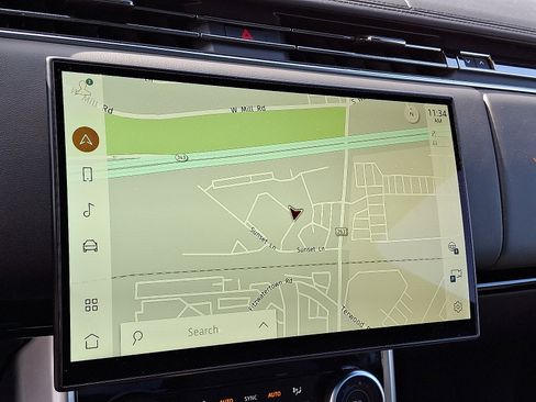 Certified 2023 Land Rover Range Rover SE image 16