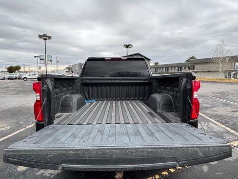 Used 2022 Chevrolet Silverado 1500 RST image 36