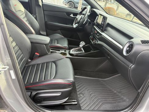 Used 2023 Kia Forte GT w/ GT2 Package image 17