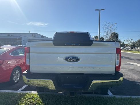 Used 2017 Ford F250 Lariat image 5