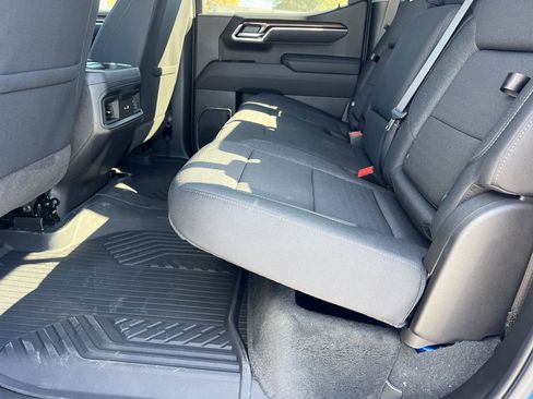 New 2025 Chevrolet Silverado 1500 LT Trail Boss w/ Convenience Package II image 18