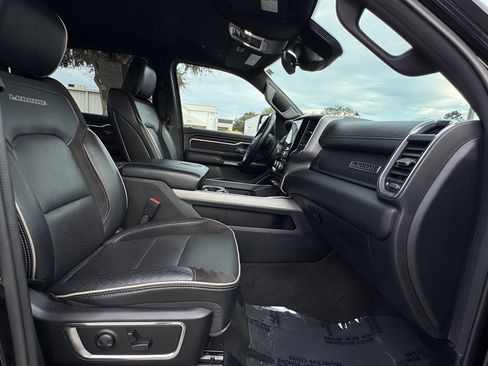 Used 2024 RAM 1500 Laramie image 27