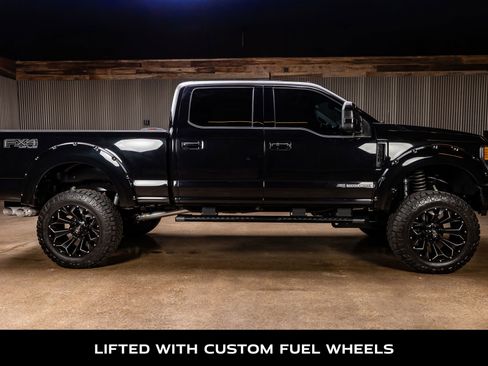 Used 2020 Ford F250 Lariat image 10