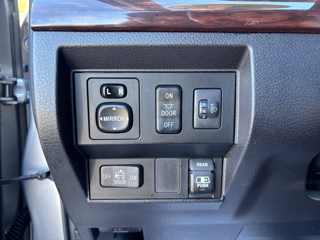Used 2015 Toyota Tundra Limited w/ Limited Premium Package AWD/4WD image 38