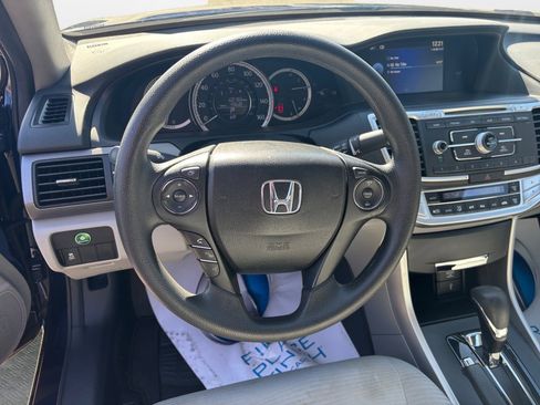 Used 2015 Honda Accord LX image 13