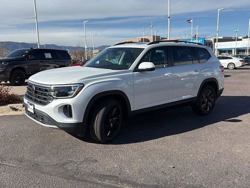 New 2026 Volkswagen Atlas SE AWD/4WD image 3