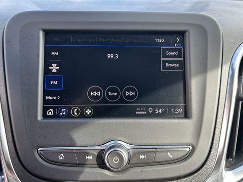 Used 2024 Chevrolet Equinox LT image 8