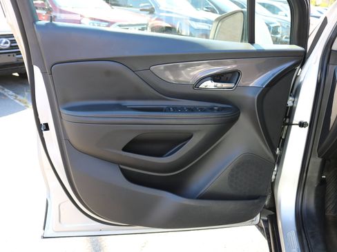 Used 2019 Buick Encore Preferred image 12