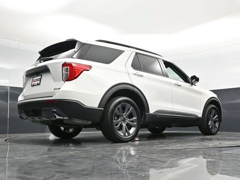 Used 2024 Ford Explorer XLT w/ XLT Sport Appearance Package AWD/4WD image 56