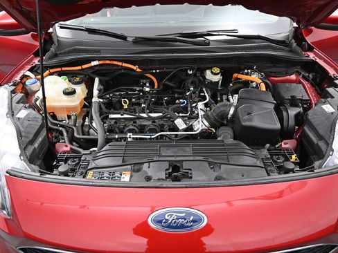 Used 2020 Ford Escape Titanium w/ Titanium Premium Package 2.0 image 39