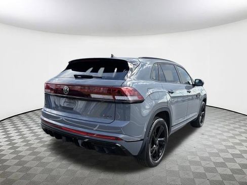 Used 2025 Volkswagen Atlas Cross Sport SEL R-Line image 9