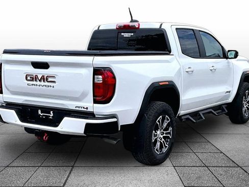 Used 2023 GMC Canyon AT4 w/ AT4 Premium Package AWD/4WD image 11