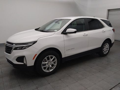 Used 2024 Chevrolet Equinox LT w/ Driver Convenience Package image 2