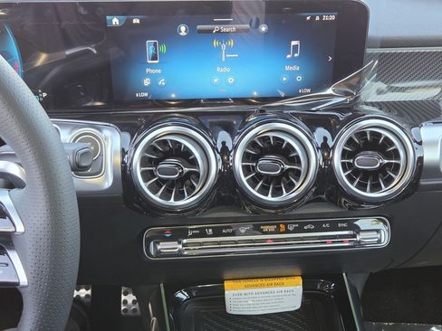 New 2026 Mercedes-Benz GLB 35 AMG 4MATIC image 22