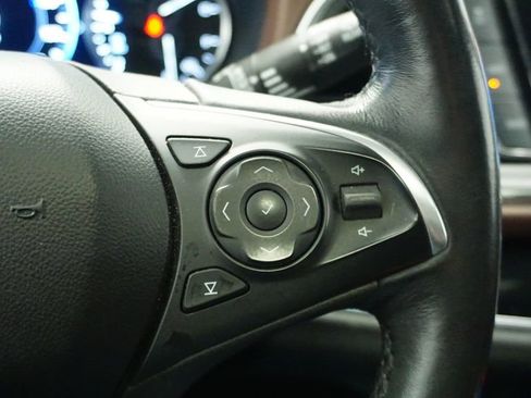 Used 2021 Buick Enclave Avenir w/ Avenir Technology Package image 37